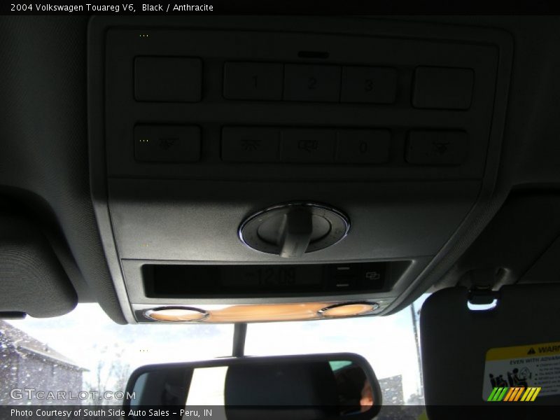 Black / Anthracite 2004 Volkswagen Touareg V6