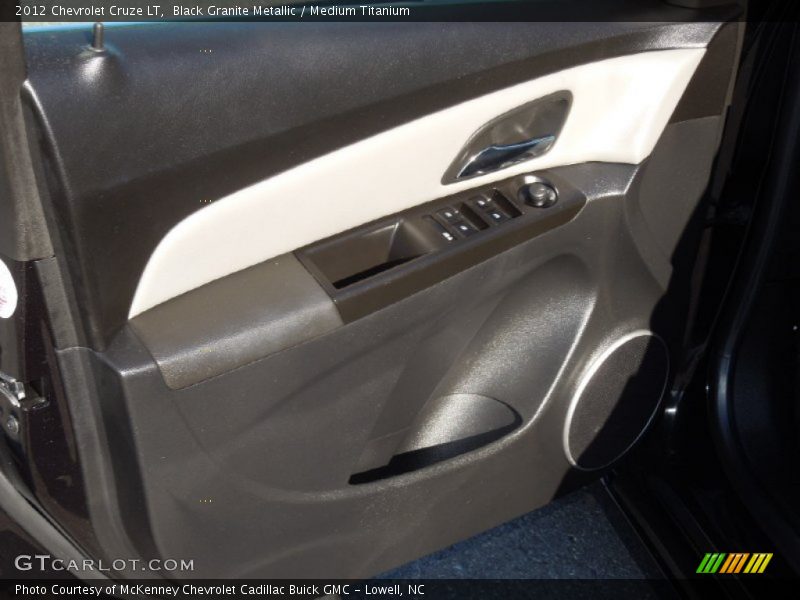 Black Granite Metallic / Medium Titanium 2012 Chevrolet Cruze LT