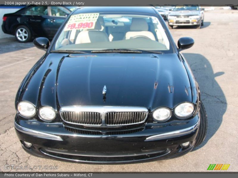 Ebony Black / Ivory 2004 Jaguar X-Type 2.5