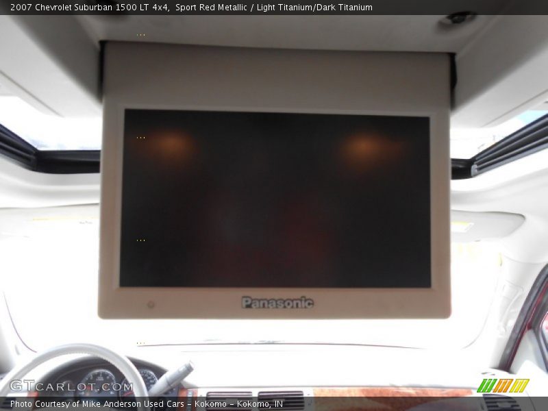 Sport Red Metallic / Light Titanium/Dark Titanium 2007 Chevrolet Suburban 1500 LT 4x4