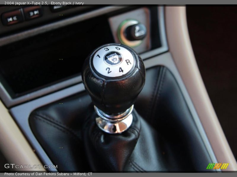  2004 X-Type 2.5 5 Speed Manual Shifter