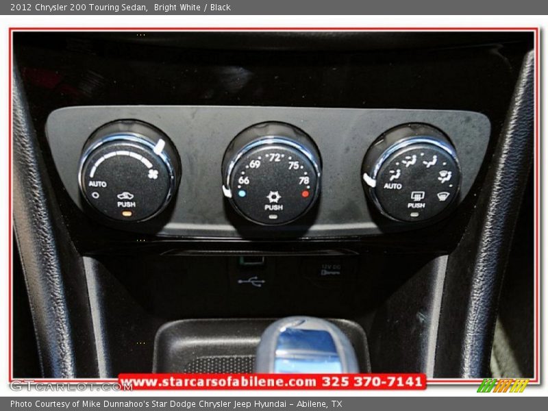 Bright White / Black 2012 Chrysler 200 Touring Sedan
