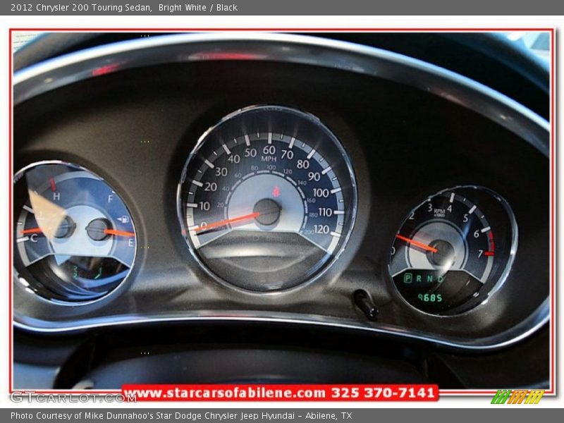 Bright White / Black 2012 Chrysler 200 Touring Sedan