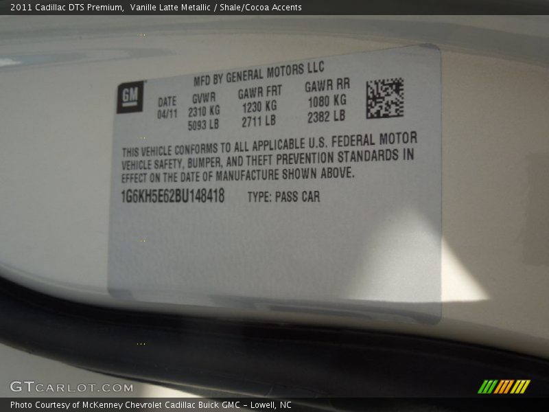 Vanille Latte Metallic / Shale/Cocoa Accents 2011 Cadillac DTS Premium