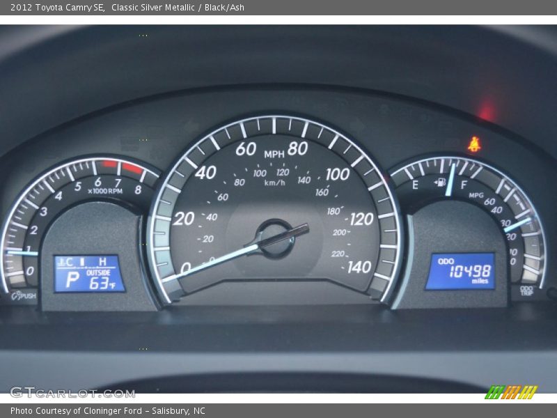 Classic Silver Metallic / Black/Ash 2012 Toyota Camry SE