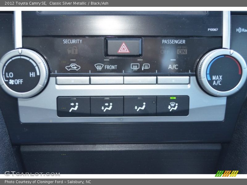 Classic Silver Metallic / Black/Ash 2012 Toyota Camry SE