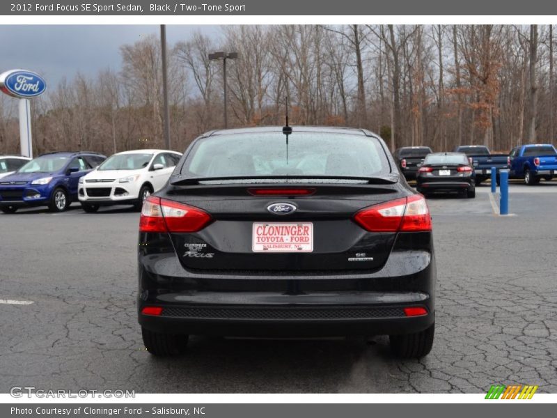 Black / Two-Tone Sport 2012 Ford Focus SE Sport Sedan