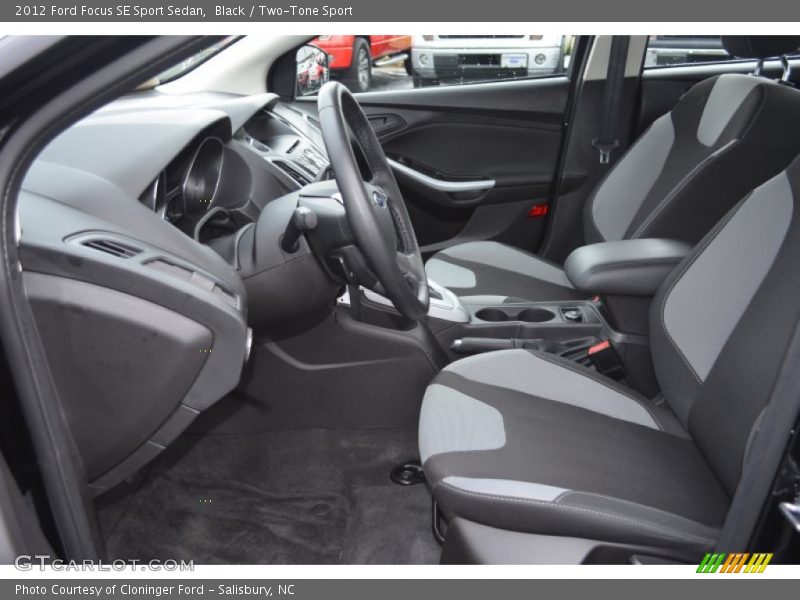 Black / Two-Tone Sport 2012 Ford Focus SE Sport Sedan
