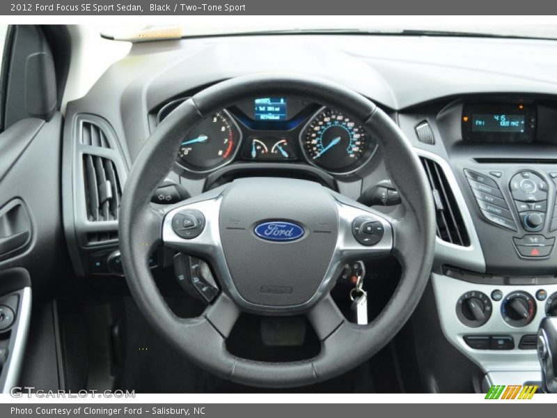 Black / Two-Tone Sport 2012 Ford Focus SE Sport Sedan