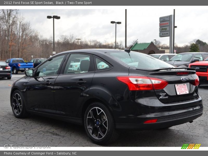 Black / Two-Tone Sport 2012 Ford Focus SE Sport Sedan