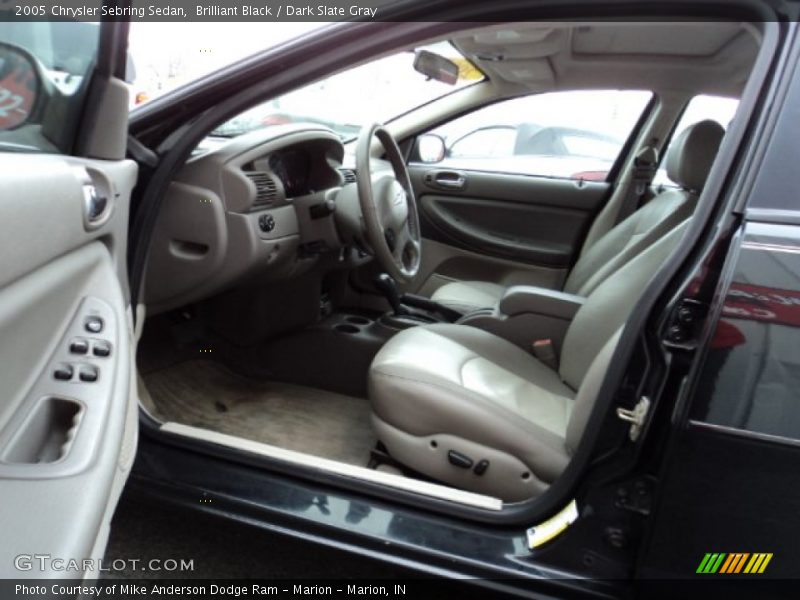 Brilliant Black / Dark Slate Gray 2005 Chrysler Sebring Sedan