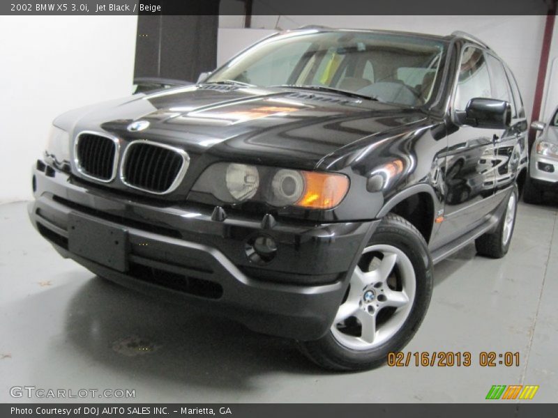 Jet Black / Beige 2002 BMW X5 3.0i