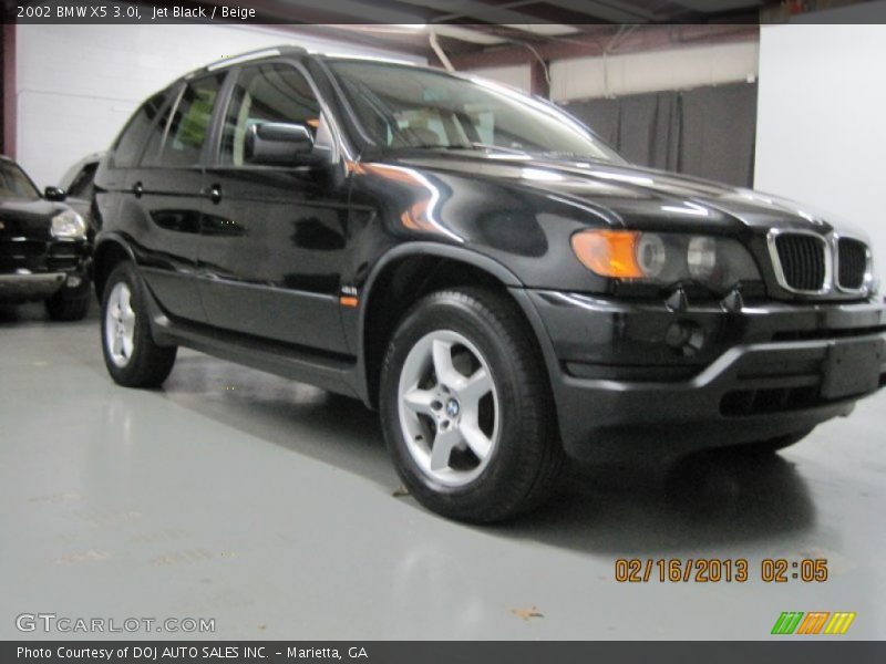 Jet Black / Beige 2002 BMW X5 3.0i