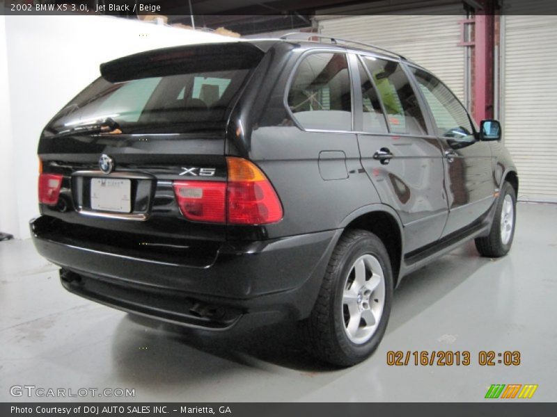 Jet Black / Beige 2002 BMW X5 3.0i
