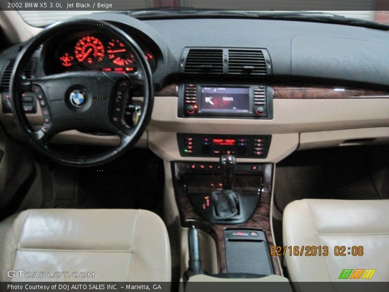 Jet Black / Beige 2002 BMW X5 3.0i