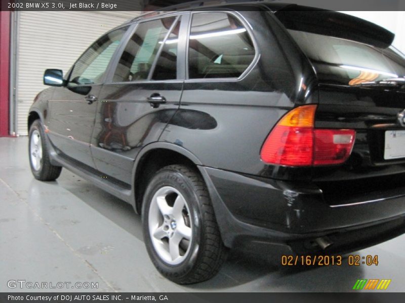 Jet Black / Beige 2002 BMW X5 3.0i