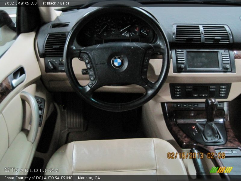 Jet Black / Beige 2002 BMW X5 3.0i