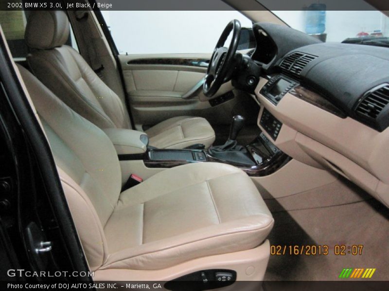 Jet Black / Beige 2002 BMW X5 3.0i