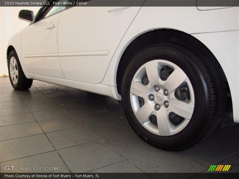 Pearl White / Camel 2010 Hyundai Sonata GLS