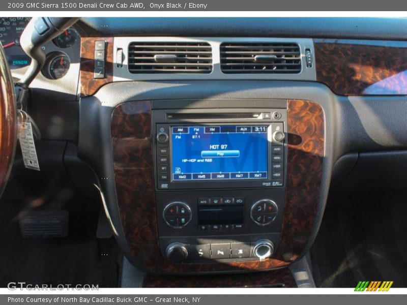 Onyx Black / Ebony 2009 GMC Sierra 1500 Denali Crew Cab AWD