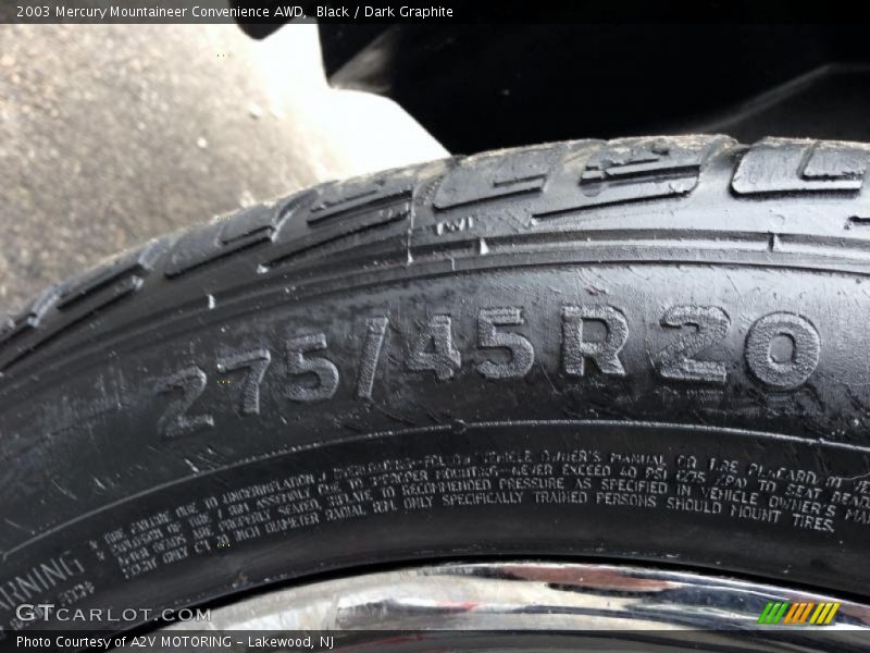 Black / Dark Graphite 2003 Mercury Mountaineer Convenience AWD