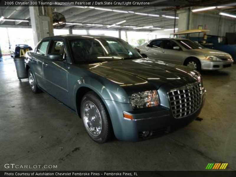 Magnesium Pearlcoat / Dark Slate Gray/Light Graystone 2006 Chrysler 300 Touring
