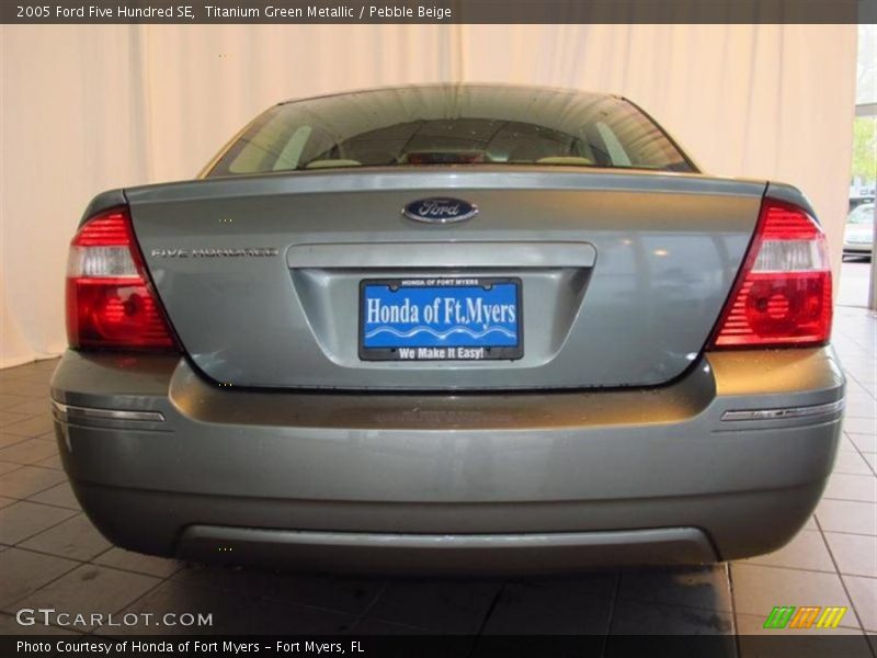 Titanium Green Metallic / Pebble Beige 2005 Ford Five Hundred SE