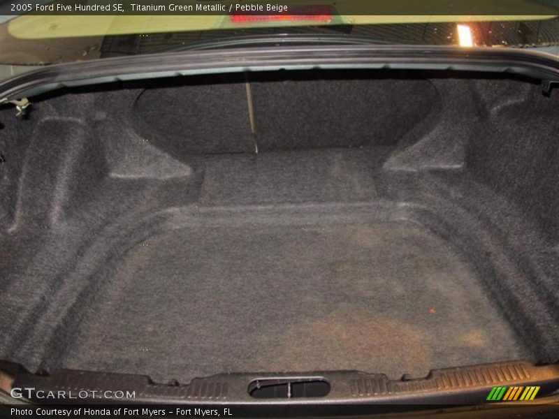 Titanium Green Metallic / Pebble Beige 2005 Ford Five Hundred SE