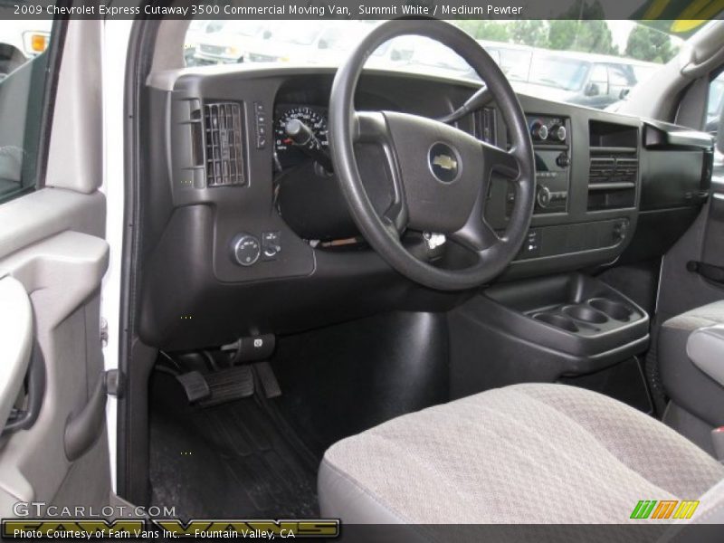 Summit White / Medium Pewter 2009 Chevrolet Express Cutaway 3500 Commercial Moving Van