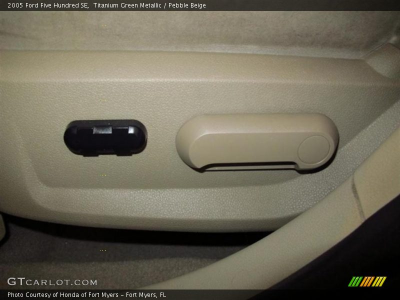 Titanium Green Metallic / Pebble Beige 2005 Ford Five Hundred SE