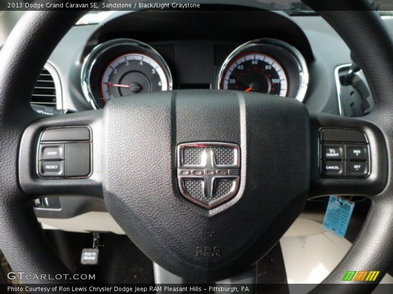 Sandstone / Black/Light Graystone 2013 Dodge Grand Caravan SE