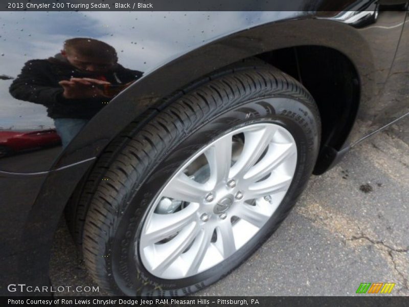 Black / Black 2013 Chrysler 200 Touring Sedan