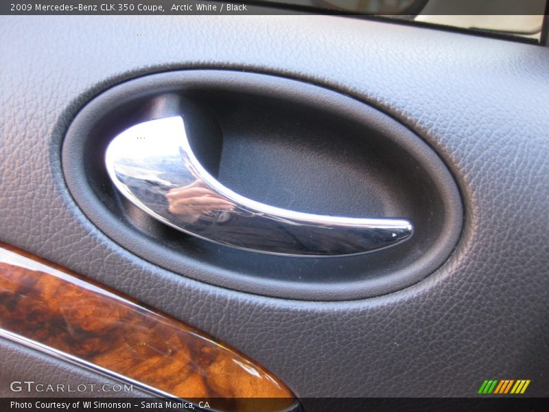 Arctic White / Black 2009 Mercedes-Benz CLK 350 Coupe