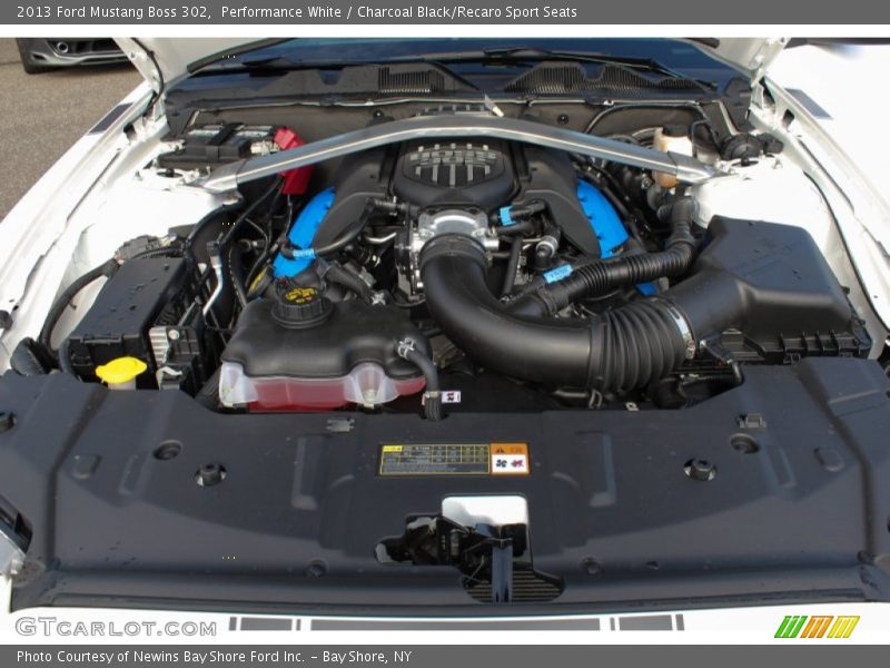  2013 Mustang Boss 302 Engine - 5.0 Liter 302 Hi-Po DOHC 32-Valve Ti-VCT V8