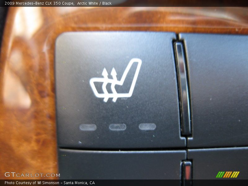Arctic White / Black 2009 Mercedes-Benz CLK 350 Coupe