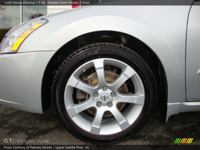 Radiant Silver Metallic / Frost 2008 Nissan Maxima 3.5 SE