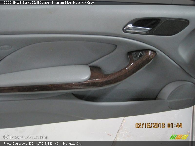 Titanium Silver Metallic / Grey 2000 BMW 3 Series 328i Coupe