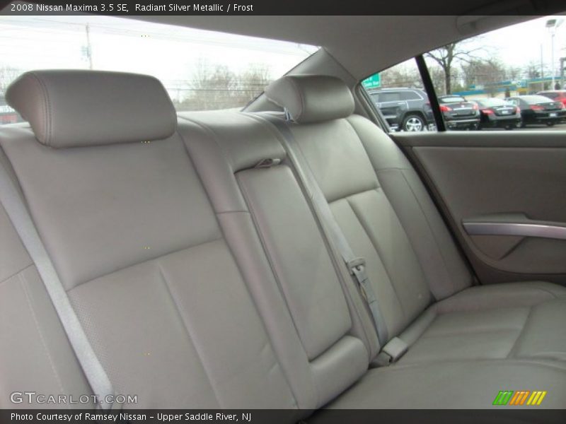Radiant Silver Metallic / Frost 2008 Nissan Maxima 3.5 SE