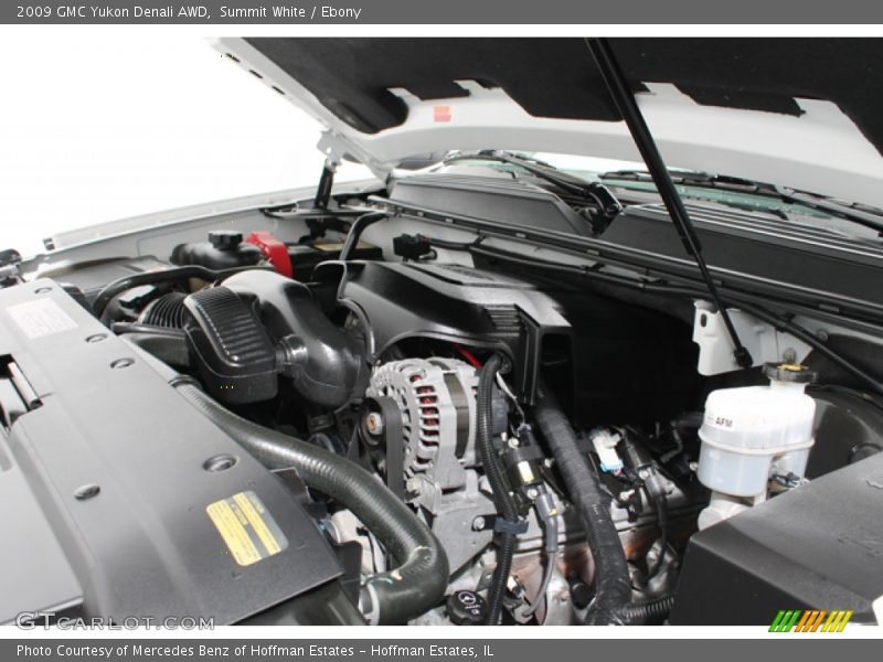 Summit White / Ebony 2009 GMC Yukon Denali AWD