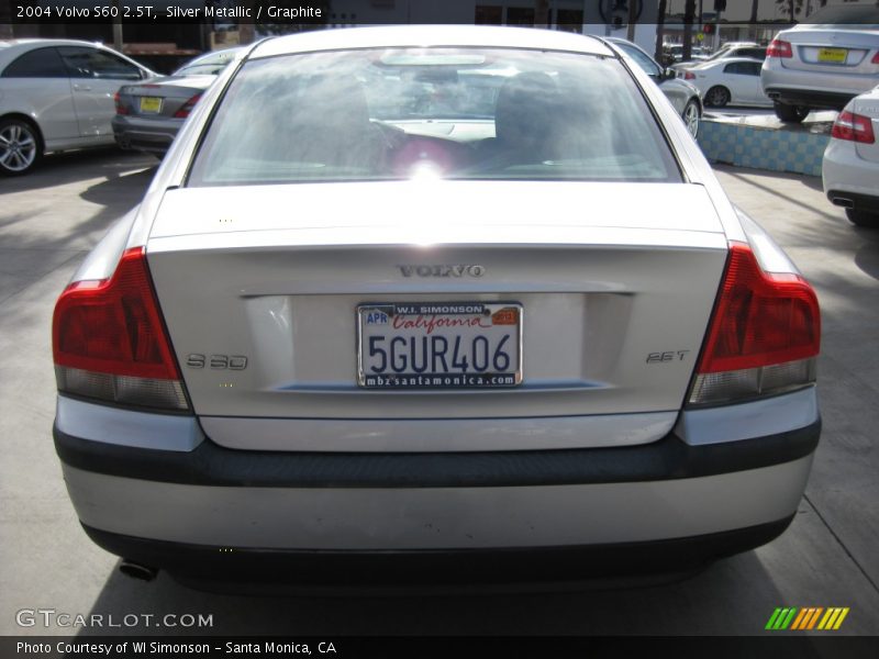 Silver Metallic / Graphite 2004 Volvo S60 2.5T