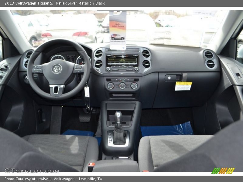 Reflex Silver Metallic / Black 2013 Volkswagen Tiguan S