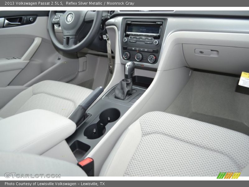 Reflex Silver Metallic / Moonrock Gray 2013 Volkswagen Passat 2.5L S