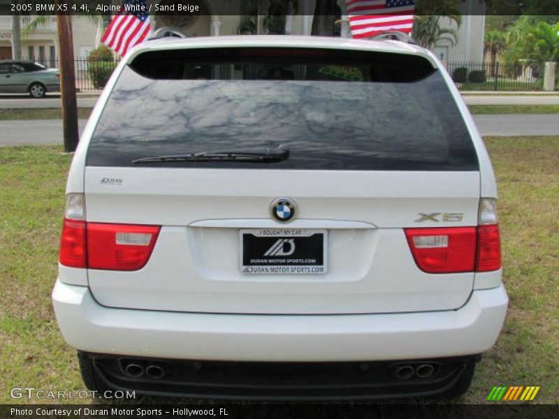 Alpine White / Sand Beige 2005 BMW X5 4.4i