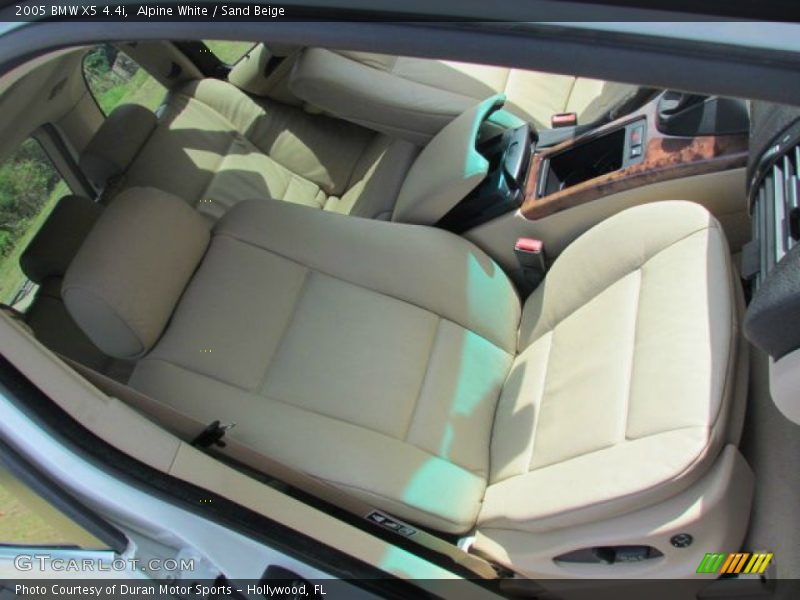 Alpine White / Sand Beige 2005 BMW X5 4.4i