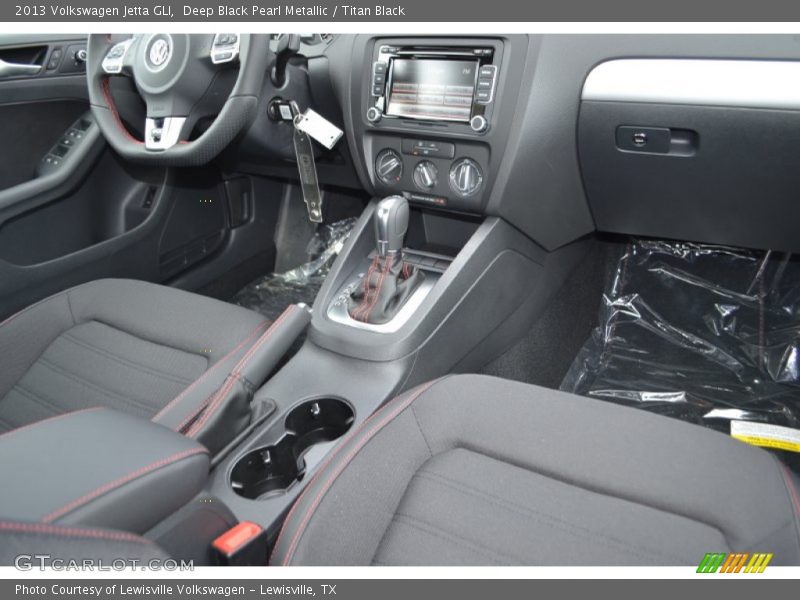 Deep Black Pearl Metallic / Titan Black 2013 Volkswagen Jetta GLI