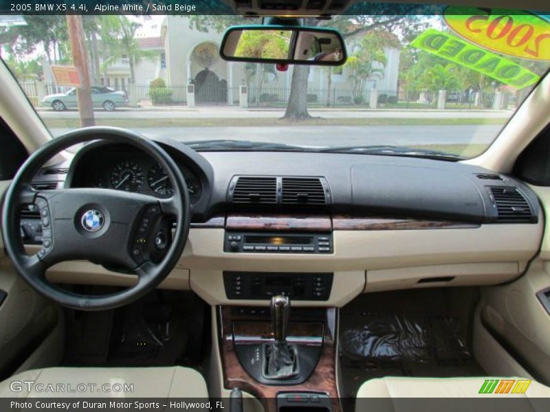 Alpine White / Sand Beige 2005 BMW X5 4.4i
