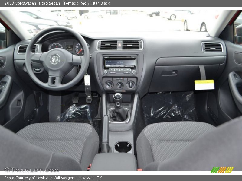 Tornado Red / Titan Black 2013 Volkswagen Jetta S Sedan