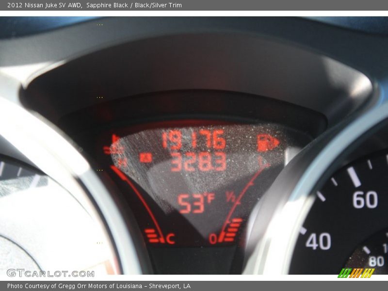 Sapphire Black / Black/Silver Trim 2012 Nissan Juke SV AWD