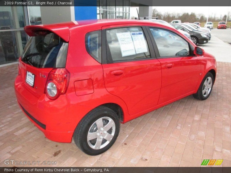 Bright Red / Charcoal 2009 Pontiac G3