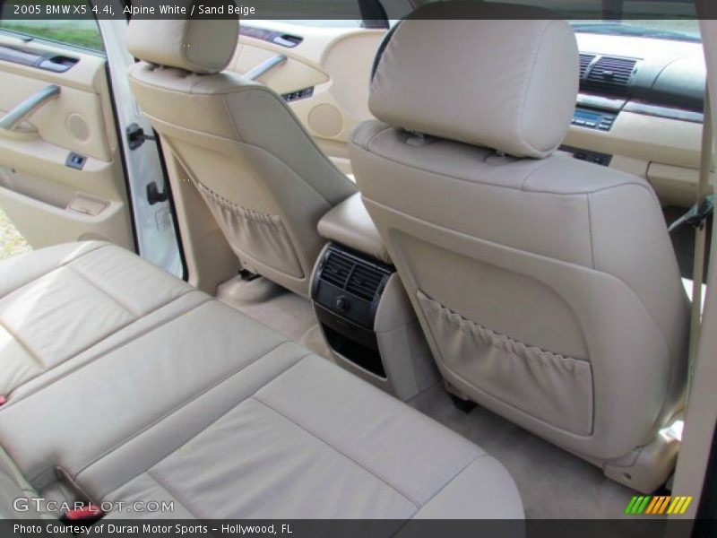 Alpine White / Sand Beige 2005 BMW X5 4.4i